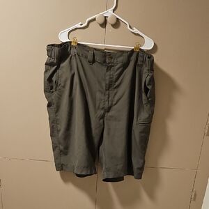 Wrangler Men's Dark Green Cargo Shorts